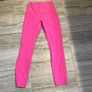 Lululemon Align Ribbed High-Rise Pant 25"
Sonic Pink Size 4